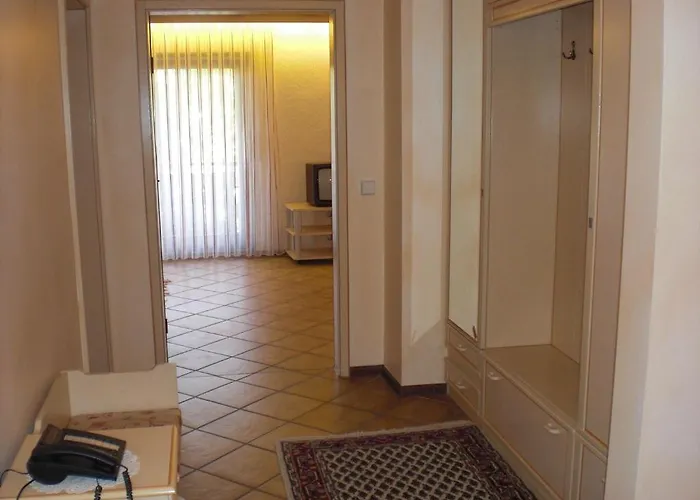 Отель Hotel-restaurant Schieble